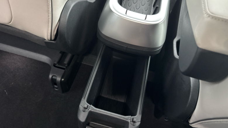 Volkswagen ID. Buzz 150kW Style Pro 77kWh 5dr Auto Electric Estate